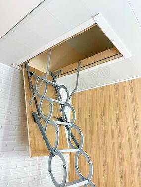 Чердачная лестница Fakro LST Lite 700*1000*3000 Чердачная лестница Fakro LST Lite 700*1000*3000