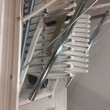 Чердачная лестница Aci Alluminio Fantozziscale Motorizzata Premium Чердачная лестница Aci Alluminio Fantozziscale Motorizzata Premium