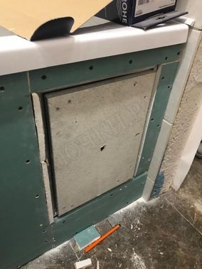 Люк под плитку Нажимной Секрет-Лайт 500*350 Люк под плитку Нажимной Секрет-Лайт 500*350