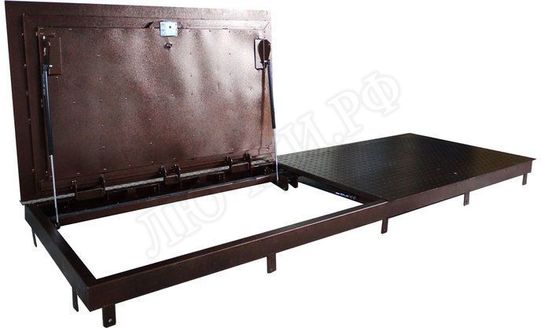 Напольный люк Дворник Уголок, нержавеющая сталь AISI 304, 2 створки Напольный люк Дворник Уголок, нержавеющая сталь AISI 304, 2 створки